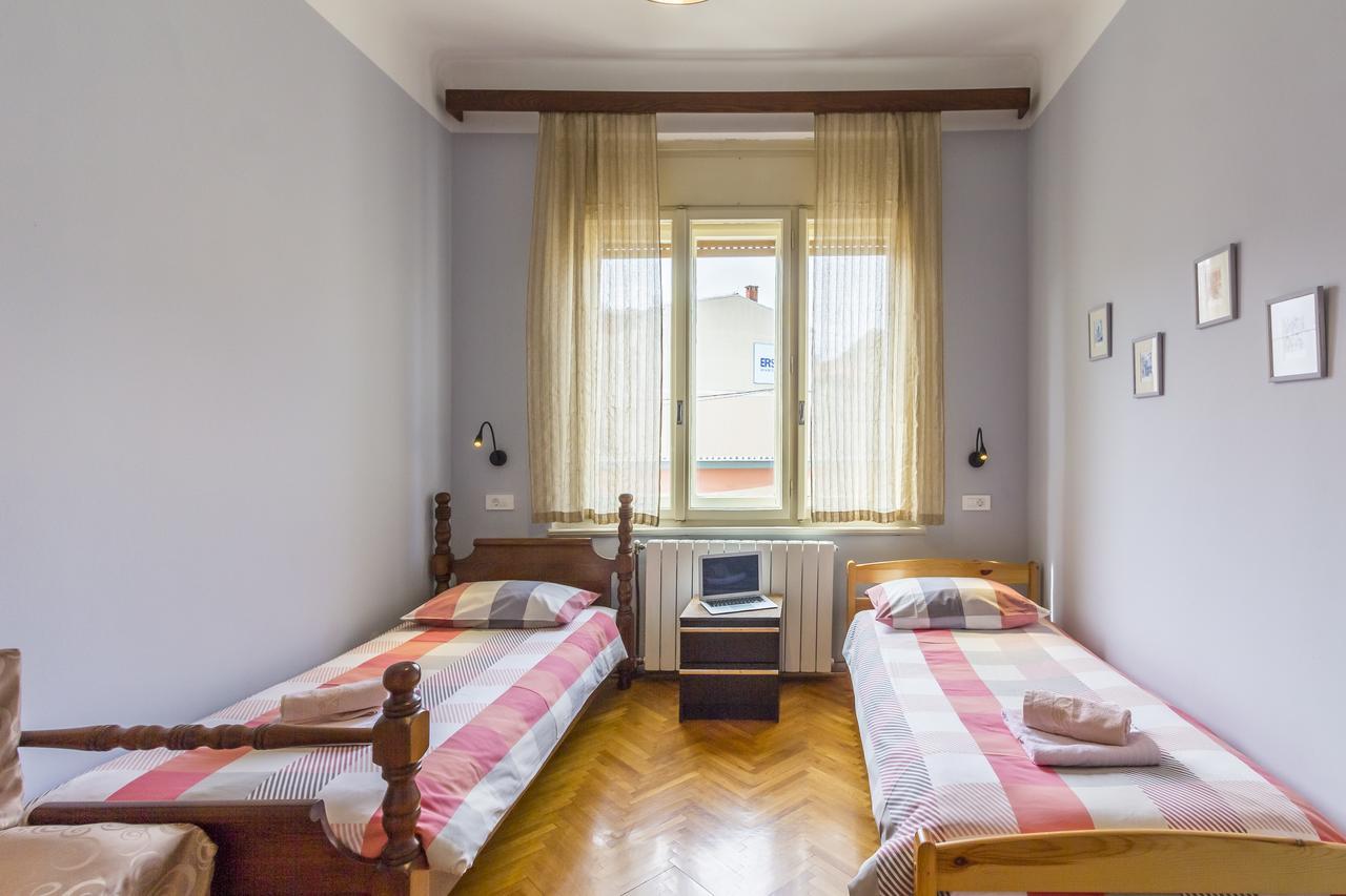Spacious & Smart Center Apartment Пула Экстерьер фото